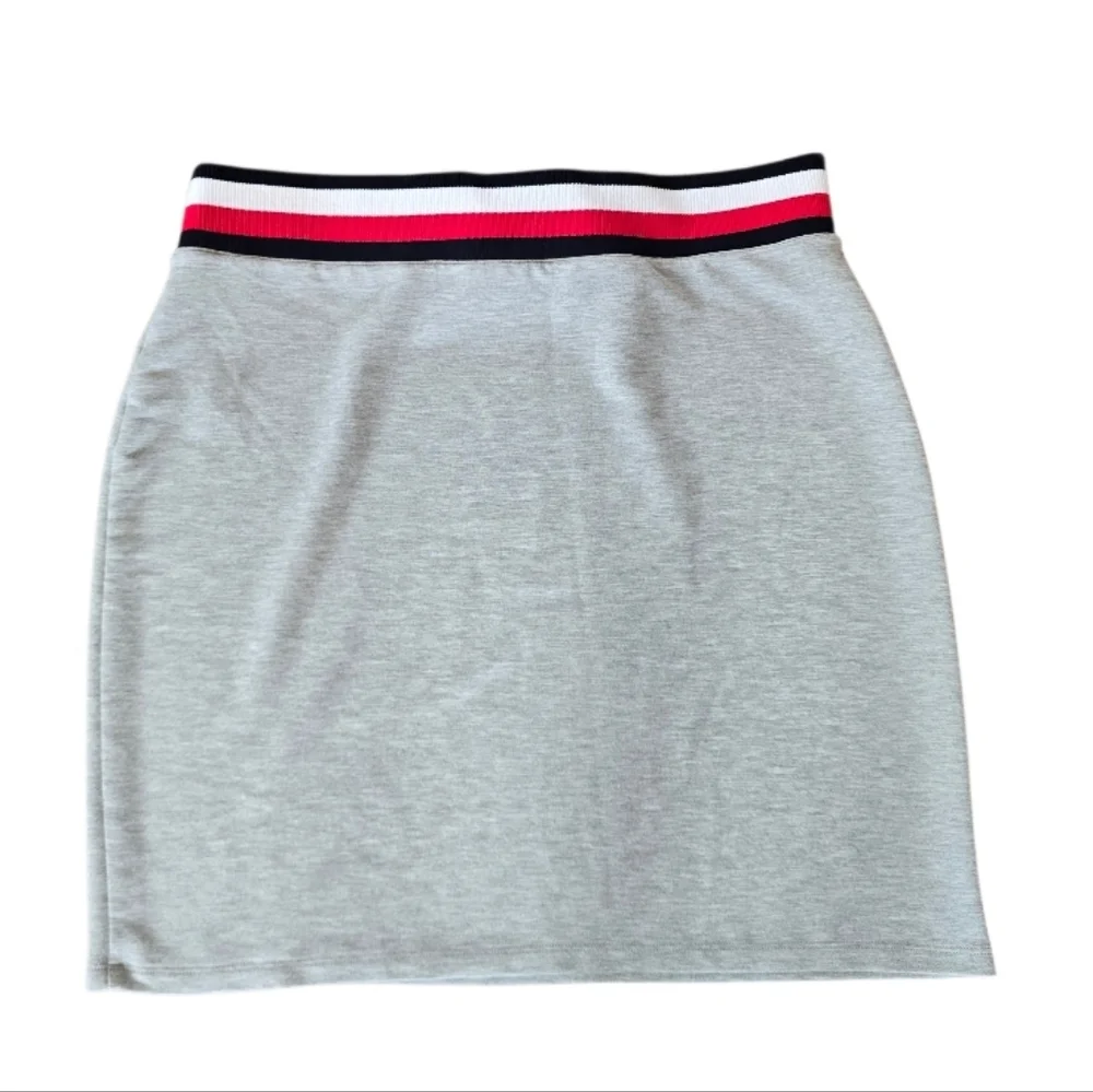 Tommy Hilfiger Gray Knit Striped Waistband Sporty Skirt L